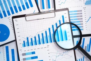 Cómo leer realmente una ficha de un fondo indexado antes de meter un solo euro